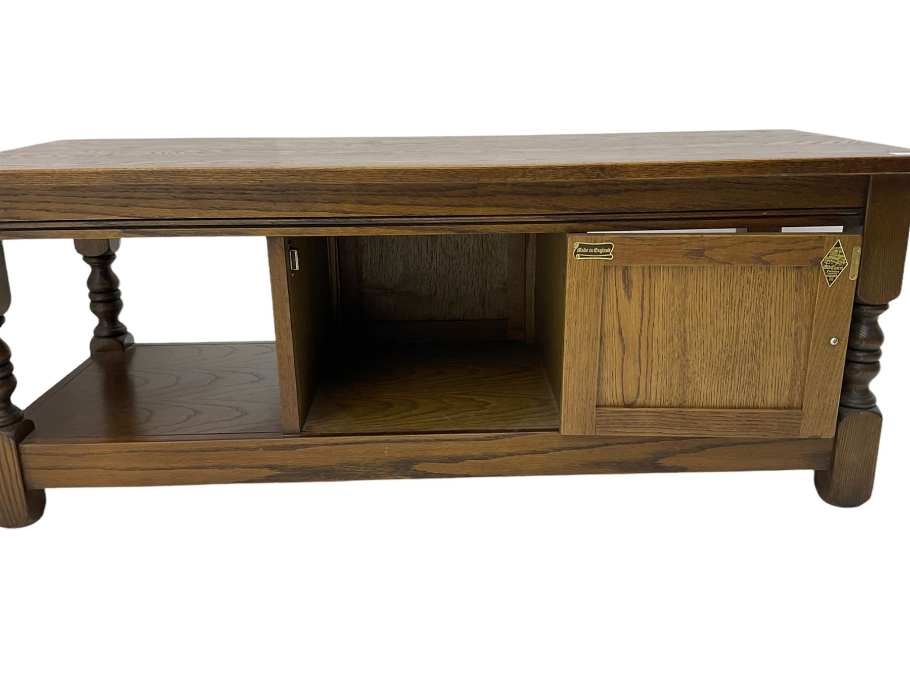 Old Charm rectangular oak coffee table