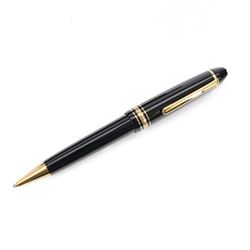 Montblac Meisterstuck ballpoint, together with a Montblanc leather pen case, both with original boxes 