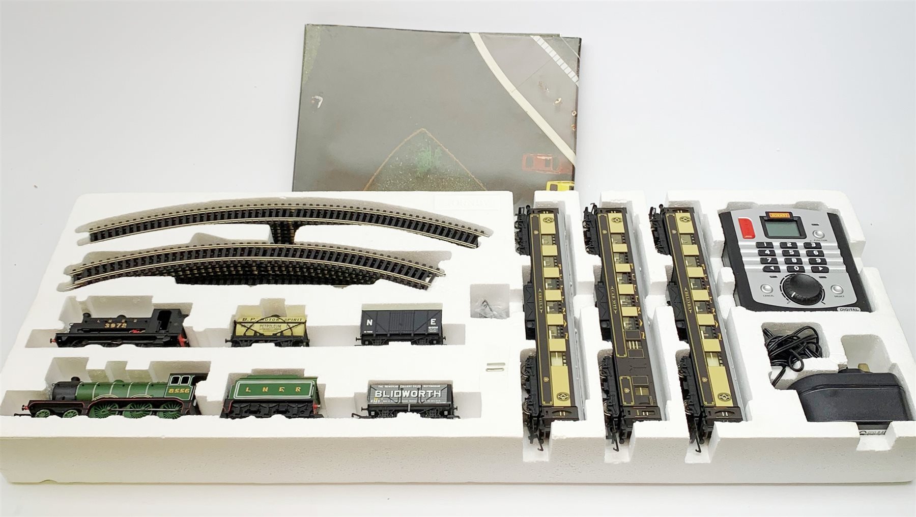 Hornby 00 Gauge Digital East Coast Pullman Set With 4 6 0 Tender Locomotive No 8556 With Three Pullman Coaches And Type J52 0 6 0 Tank Locomotive No 3972 With Three Wagons Boxed With Operator S M