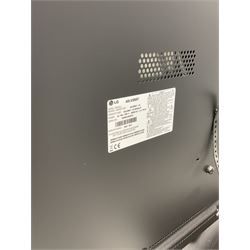 LG 42LV355T 42 inch full HD 1080p LED television, with remote