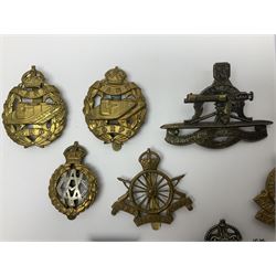 Seventeen cap badges including Expeditionary Forces Canteen, Machine Gun Corps, Tank Regiment, Jewish Battalions, Ordnance Corps, Medical Corps, Cyclist Corps, RFC & RAF, Veterinary Corps, Drake battalion etc (17)