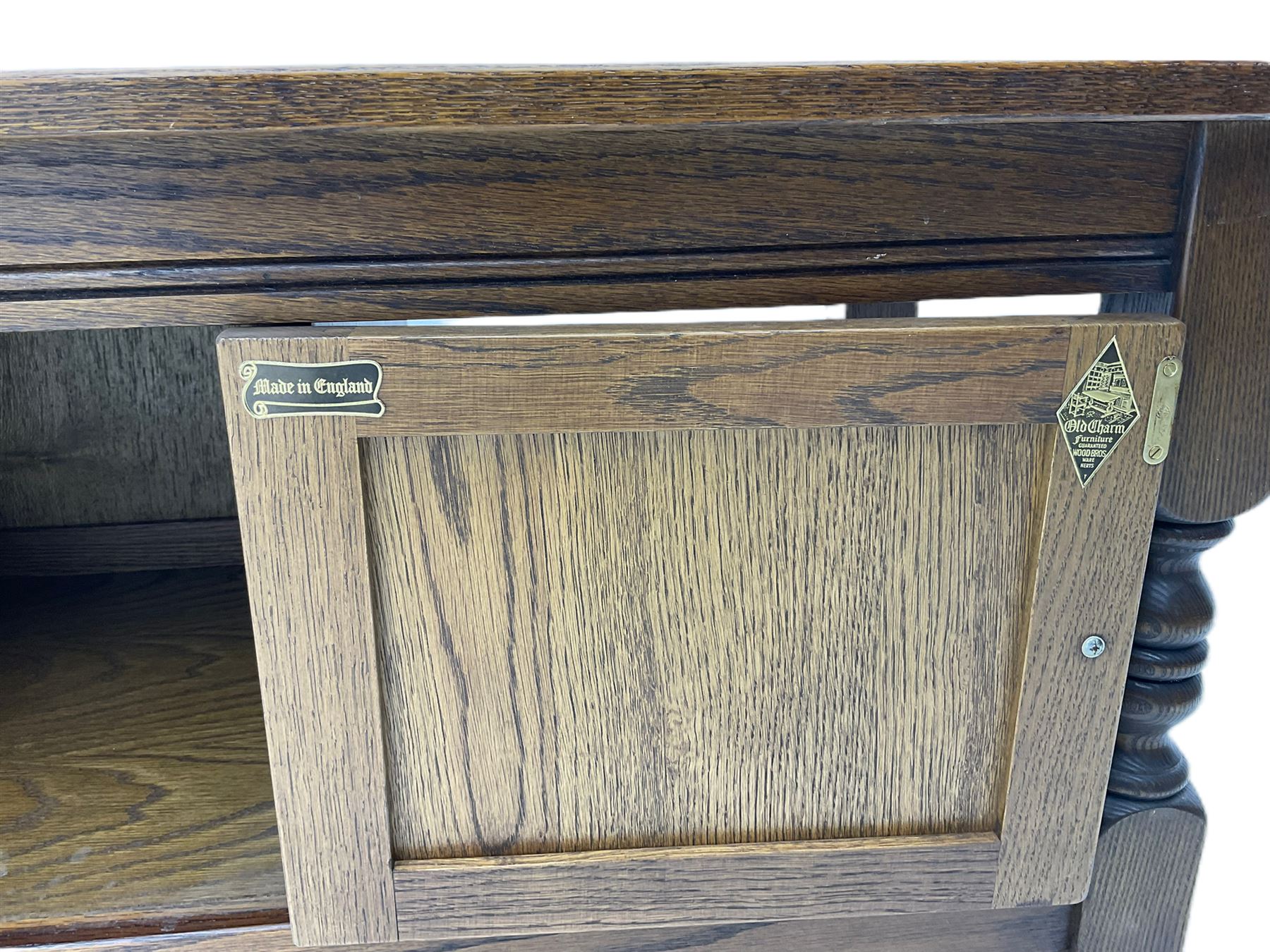Old Charm rectangular oak coffee table