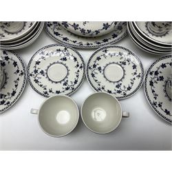 Royal Doulton Yorktown pattern part tea and dinner service, to include ten dinner plates, nine side plates, eight soup bowls, nine teacups and saucers, sauce boat and saucers etc (90)