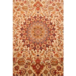  Persian Kashan design beige ground rug/wall hanging, 280cm x 200cm  