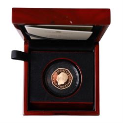 The Royal Mint United Kingdom 2023 'Star Wars R2-D2 and C-3PO' gold proof fifty pence coin, cased and boxed with certificate