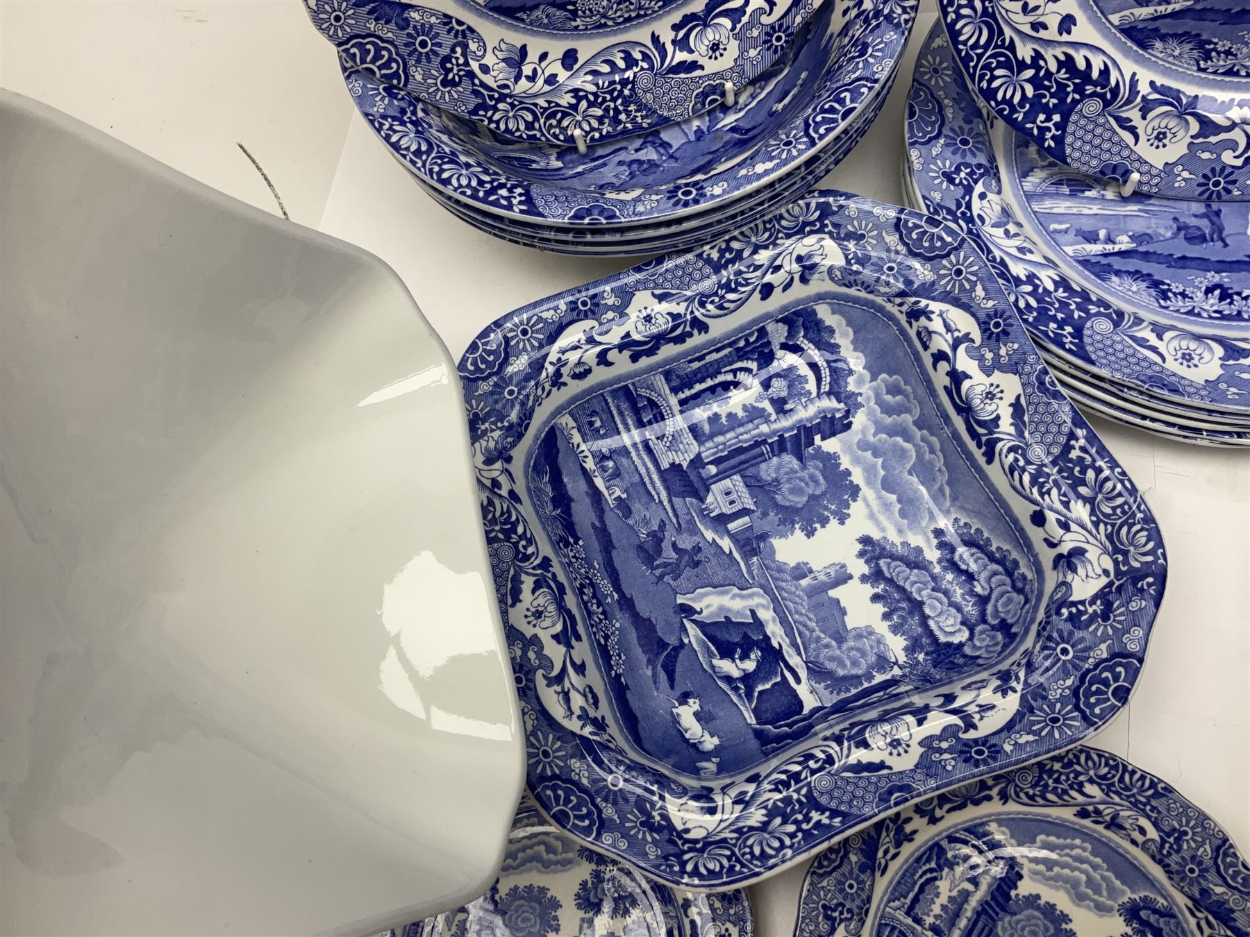 Copeland Spode Italian pattern dinner wares, including two tureens and covers, four serving dishes, six dinner plates, four side plates etc, all with blue printed marks beneath