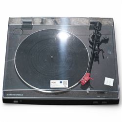 Quantity of HiFi equipment including Yamaha, Technics, etc and a number of records