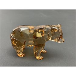 Swarovski Crystal brown bear family, comprising adult and two cubs, adult H10cm 