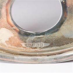 Edwardian silver navette shape inkstand with silver mounted glass inkwell, presentation inscription and splay feet L20cm Sheffield 1904 Maker Atkin Bros