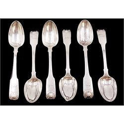 Set of six George IV York silver Fiddle Shell pattern teaspoons, each with engraved initials, hallmarked Edward Jackson, York 1821