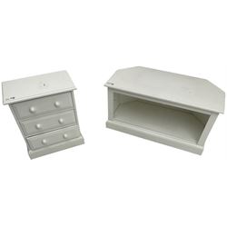 White painted corner television stand (W97cm, H50cm, D45cm); white painted three drawer chests (W51cm, H61cm, D30cm) (2)