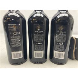 Fonseca Porto, vintage port, comprising the years 2007 bottled 2009 and two 2011 bottled 2013, 75 cl, 20% vol  