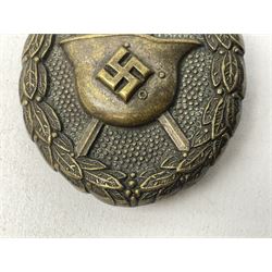WW2 German General Assault badge and a Wound badge (2)