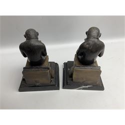 After Bonheur, pair of patinated bronze figural bookends modelled as monkeys sat reading upon stacks of books, raised upon square marble bases, signed I.BONHEUR, H20cm