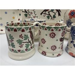 Emma Bridgewater ceramics, to include Christmas Joy Robin pattern meat platter, serving plate, bowl and two mugs, Anenome pattern jug, dinner plate, mug and three bowls, polka dot pasta bowl and two Wallflower pattern pasta bowls, largest D33.5cm