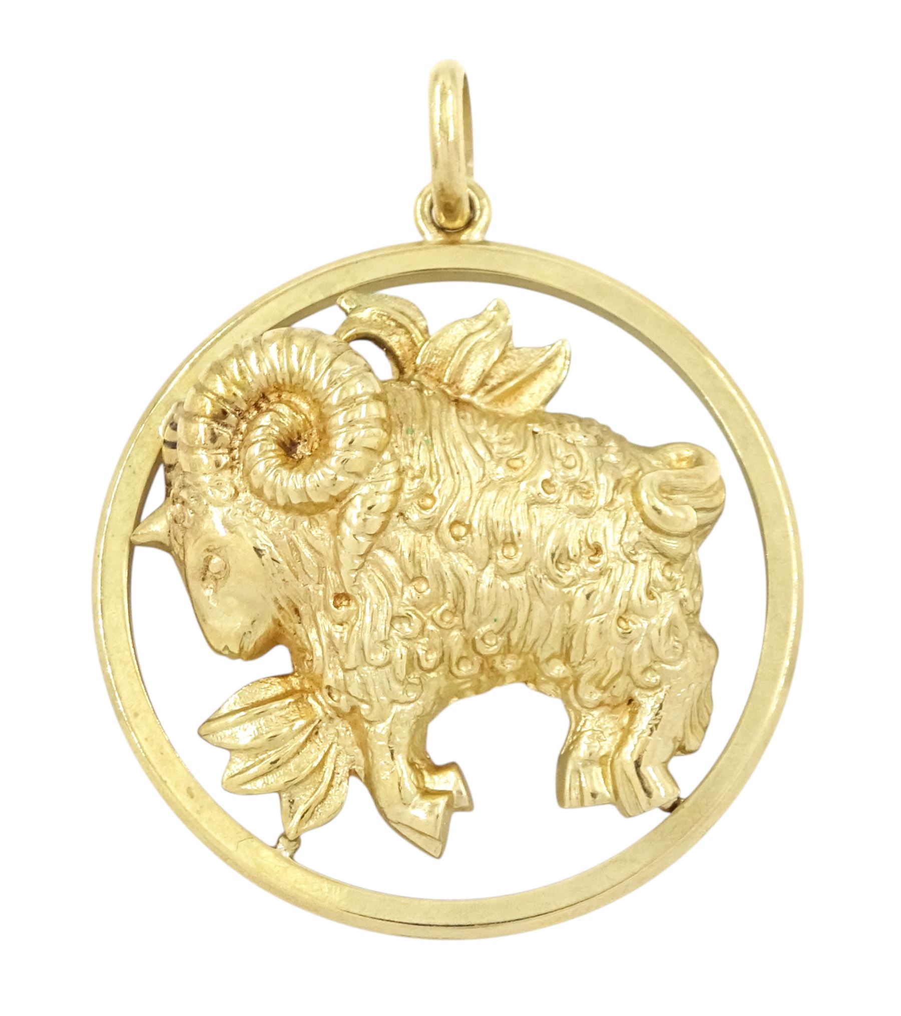9ct gold Aries pendant, stamped 375