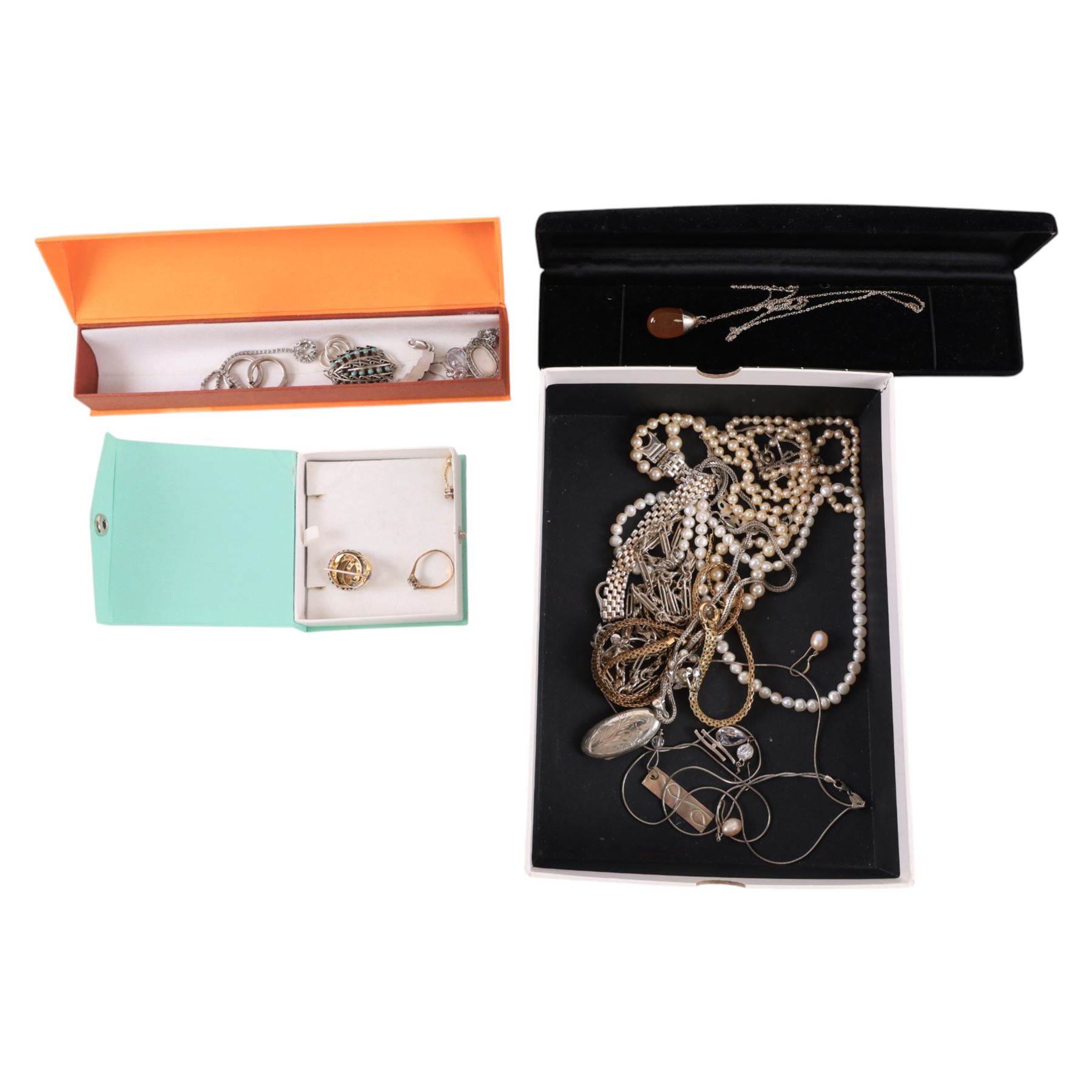 18ct gold split pearl brooch, 9ct gold stone set belly bar, 9ct and silver paste ring, rolled gold ring, silver jewellery, including locket, chains, silver gilt necklace and bracelet, hardstone pendant necklace, earrings, turquoise bracelet, etc