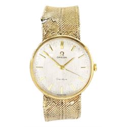 Omega gentleman's 9ct gold manual wind wristwatch, Cal. 601, silvered dial with baton hour...