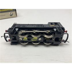 Wrenn '00' gauge - three Class 08 0-6-0 Diesel Shunting locomotives - No.7124 in LMS Black; No.D3464 in BR Blue; and No.D3783 in BR Green; all boxed with instructions (3)