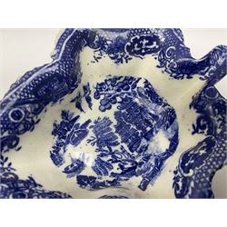 Two pairs of 19th century blue and white Willow pattern pickle dishes, each modelled as a leaf, each approximately L14.5cm.