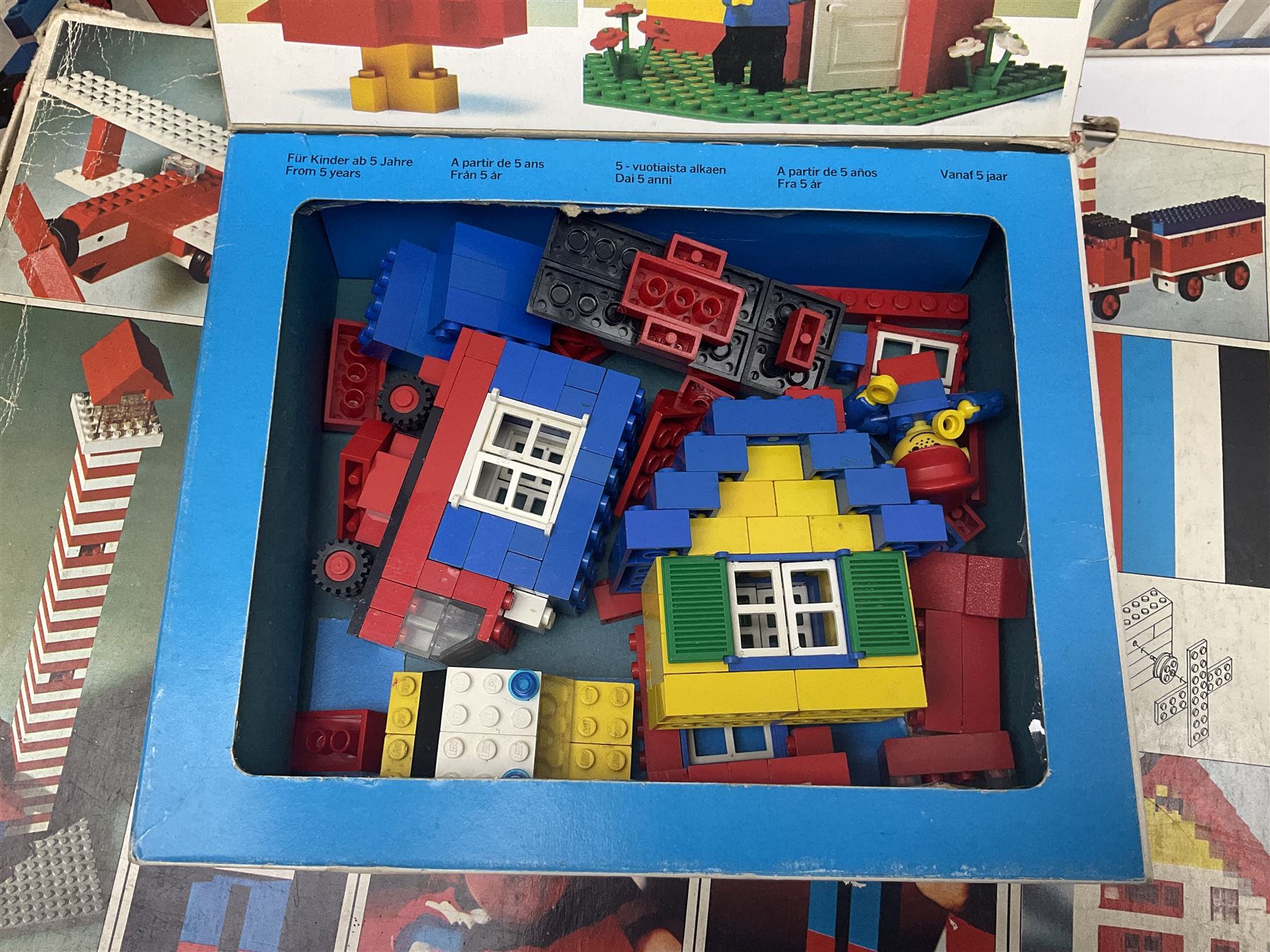 Lego - six 1960s/70s boxes for set Nos.5,40, 050, 066, 070 and 544; well stocked with assorted pieces (6)