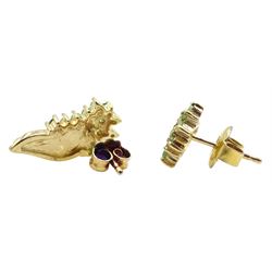 Pair of 9ct gold peridot stud earrings, stamped 375