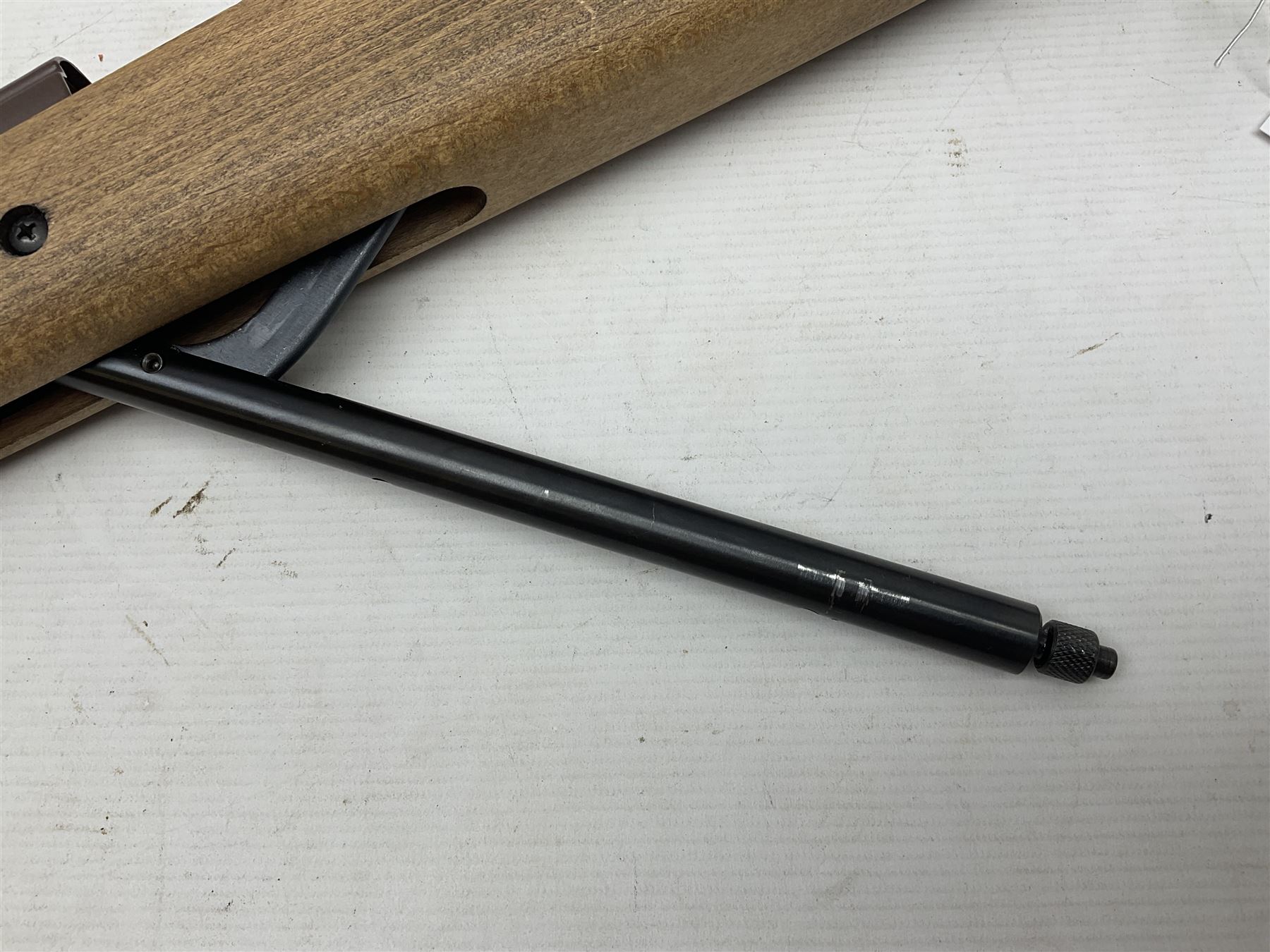 Springfield Armory M1A .22 cal. air rifle with under-lever action and wooden stock; serial no.6300, L116cm overall; in original cardboard box  NB: AGE RESTRICTIONS APPLY TO THE PURCHASE OF AIR WEAPONS.