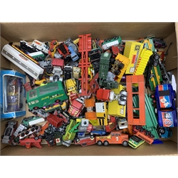 Various makers - large quantity of unboxed and playworn die-cast vehicles, predominantly Matchbox and Lesney, including early models, King Size, commercials and cars etc
