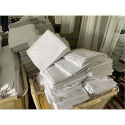 314 white linen King sheets, 138 single duvets covers and other, with three linen trolleys- LOT SUBJECT TO VAT ON THE HAMMER PRICE - To be collected by appointment from The Ambassador Hotel, 36-38 Esplanade, Scarborough YO11 2AY. ALL GOODS MUST BE REMOVED BY WEDNESDAY 15TH JUNE.