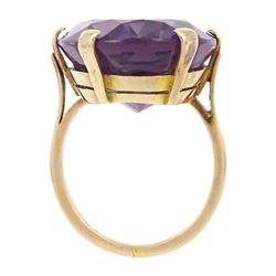 10ct rose gold single stone oval cut amethyst ring, amethyst approx 25.45 carat