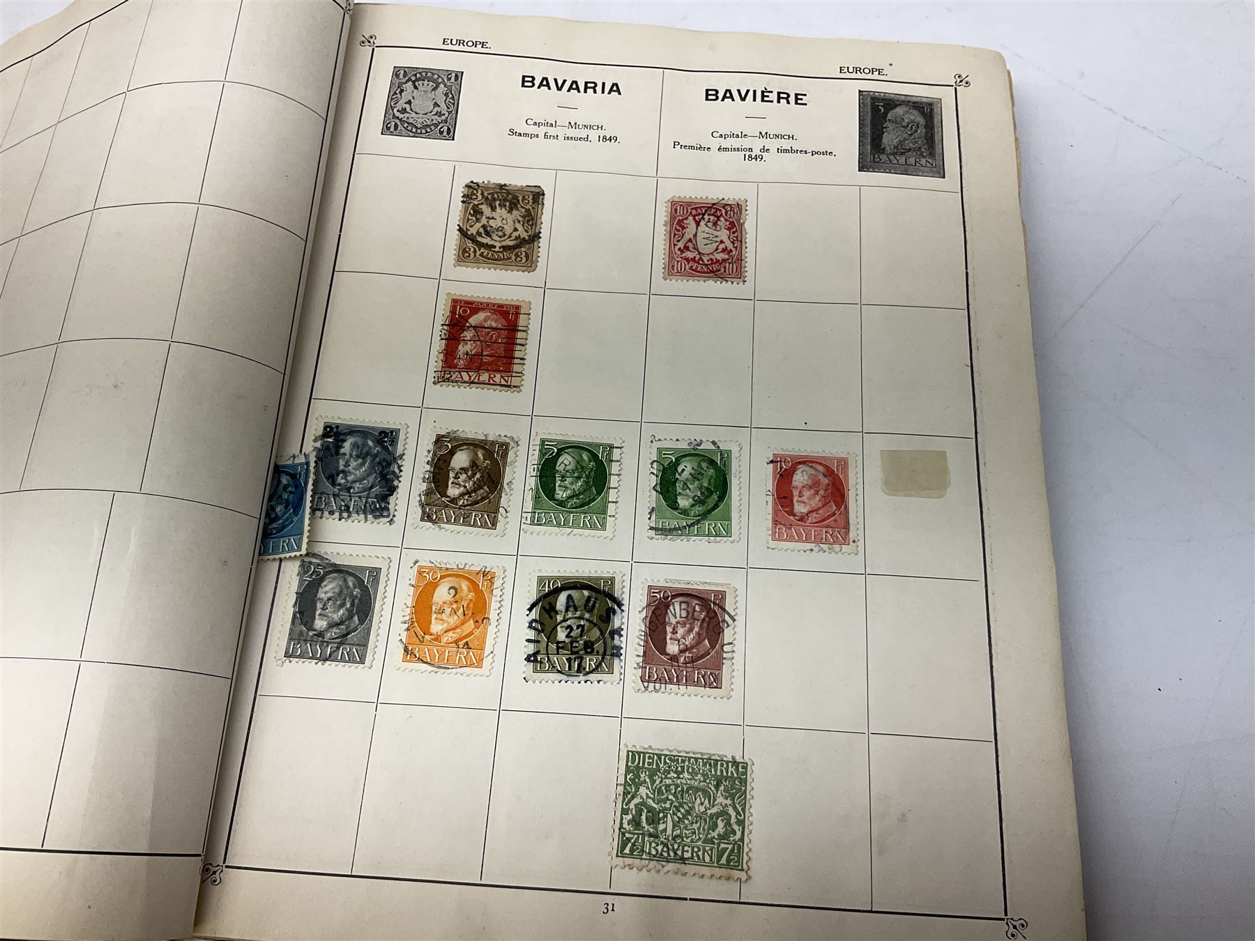 Great British and World stamps, including pre-decimal Queen Elizabeth II, Belgium, Canada, Costa Rica, Honduras, Japan etc, housed in various albums, stockbooks and loose, in one box