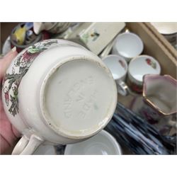 Maling Maltese pattern part dinner wares, including dinner plates, tureens, side plates etc, together with Pyrex dinner wares, decorated in flying duck pattern, Johnson Bros Indian Tree pattern tea and dinner wares and a collection of decorative and calendar plates, etc, in six boxes 