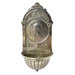 Small American silver plated font, stamped verso Gorham Co, H15cm
