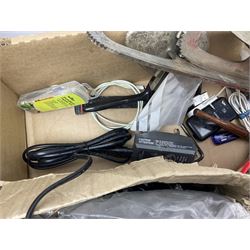 Daiwa 7700A fishing real, together with ice skate blades, pen nibs and other collectables 