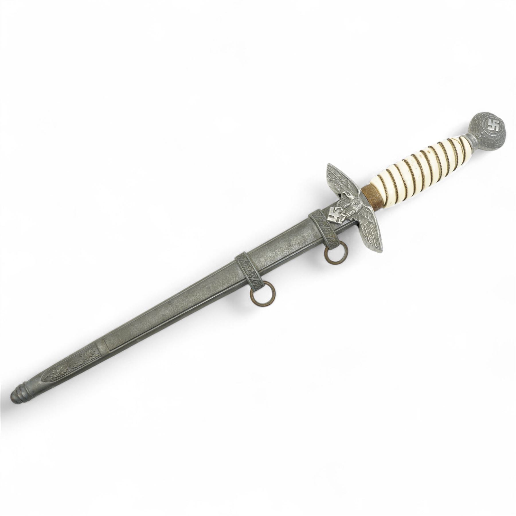 German Third Reich Luftwaffe dagger with unmarked blade and celluloid grip