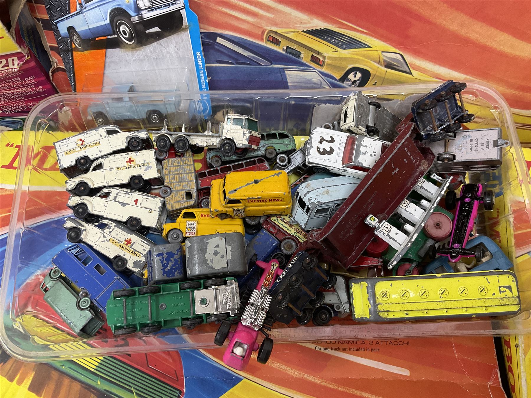 Matchbox Superfast Race Set with boxed Slipstream Curves and Superboosters; and quantity of playworn and unboxed die-cast models