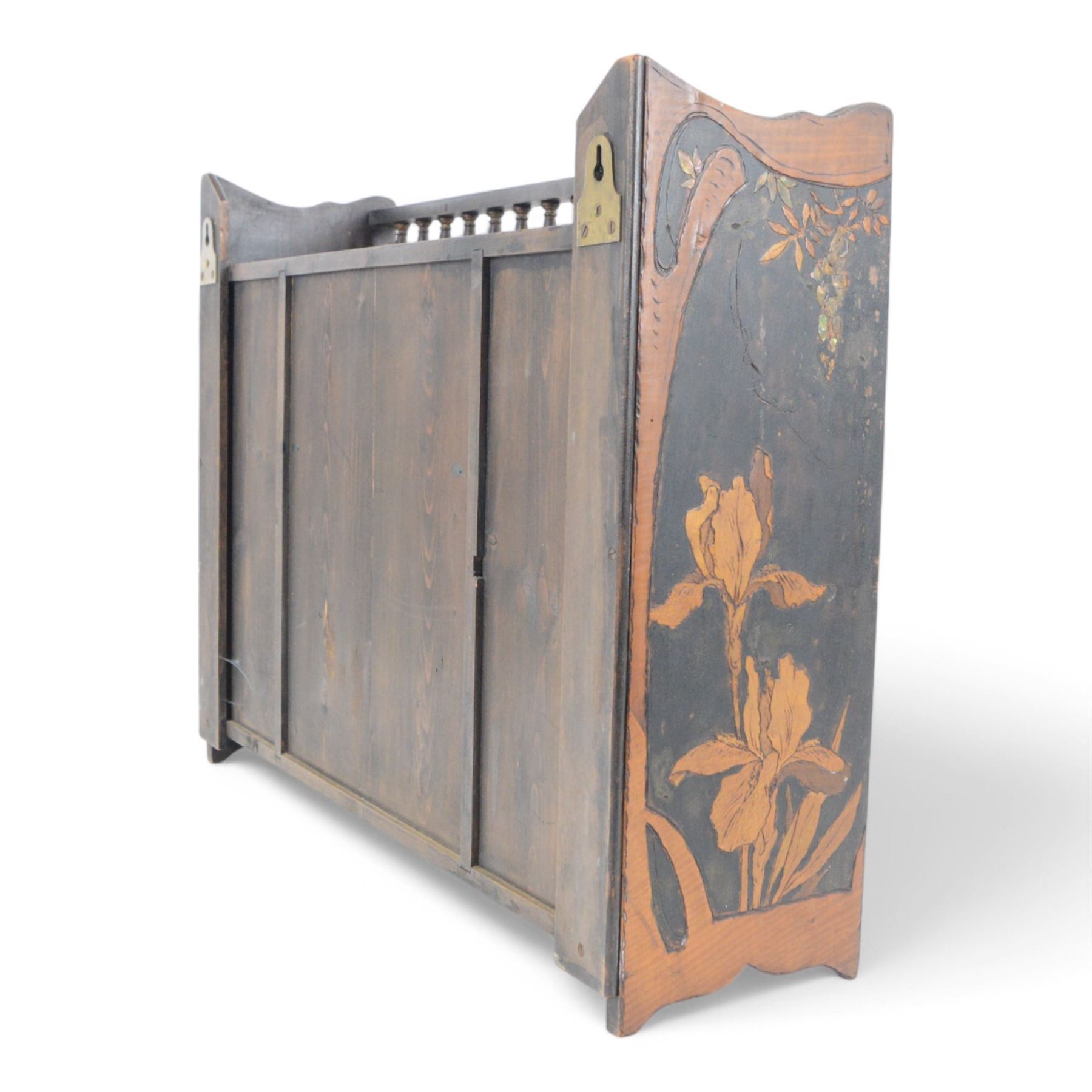 Japanese wall cabinet, the central hinged panel depicting a warrior opening to reveal single drawer, with two shelves to either side decorated throughout with floral and foliate decoration, H47cm