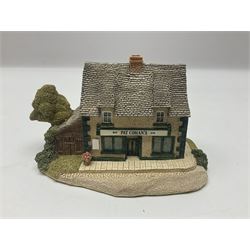 Sixteen Lilliput Lanes from the Irish Collection, to include Kilmore Quay, Causeway Cottage, Blarney Castle, Quite Cottage etc, all with boxes and deeds 