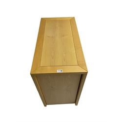Skovby - 'SM101' drop leaf dining table, fitted with concealed storage compartment 