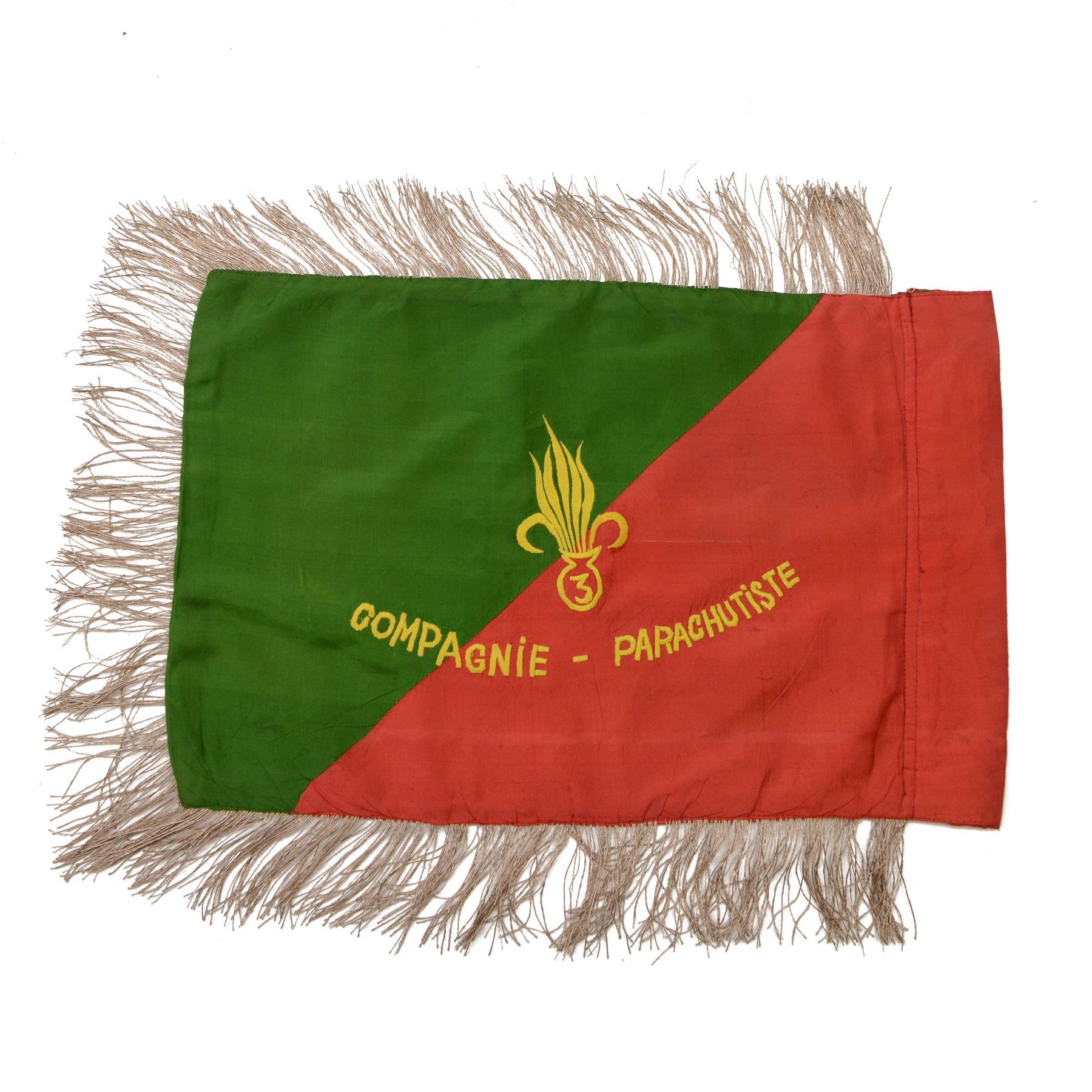 French Foreign Legion Pennant of 3rd Comp. Parachutiste Regiment, rectangular pennant with bullion embroidered Compagnie - Parachutiste and insignia to the centre of the green over red front, the reverse embroidered Honneur Et Fidelite, H28cm, L44cm