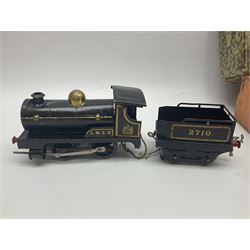 Hornby ‘0’ gauge - No. 0 Goods Set box containing clockwork LNER 0-4-0 locomotive with matching tender no.2710 in black and gold, originally from the No. 1 Goods Set; with NE open wagon, quantity of track, track clips, buffer and key 