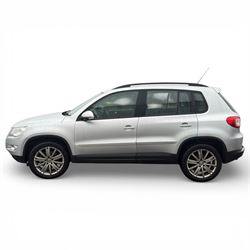 VW Tiguan, 2 Litre diesel, Automatic, 2011, Silver, MOT till 06/09/2026, 120,000 Miles (NV11 DDF)