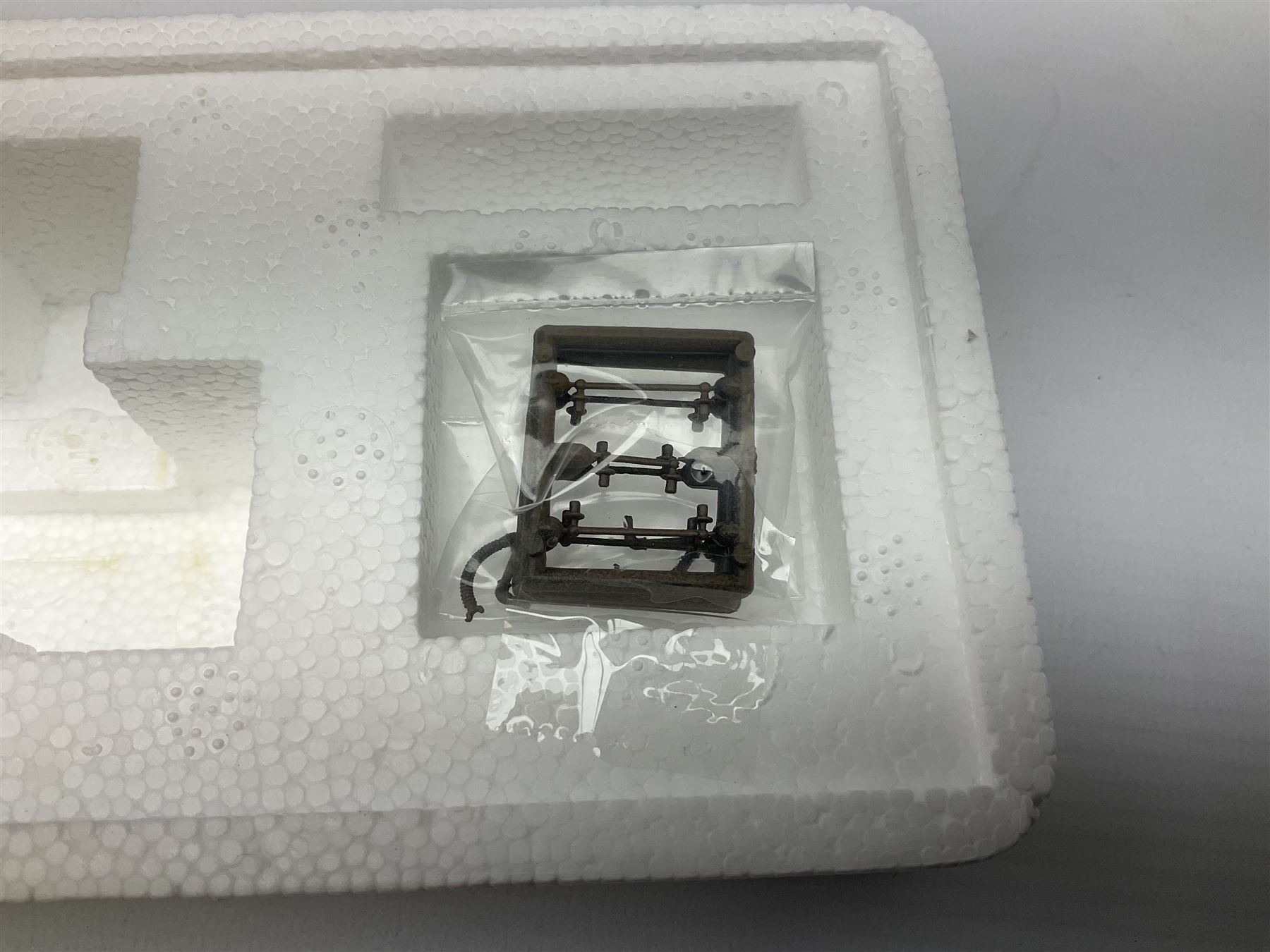 Bachmann Branch-Line '00' gauge - Class 08 Diesel Shunter locomotive no. D3336, Class 20 Diesel locomotive no. D8000, Class 04 Diesel Shunter locomotive no. 11217 and Class 08 Diesel Shunter locomotive no. 13029 (4)