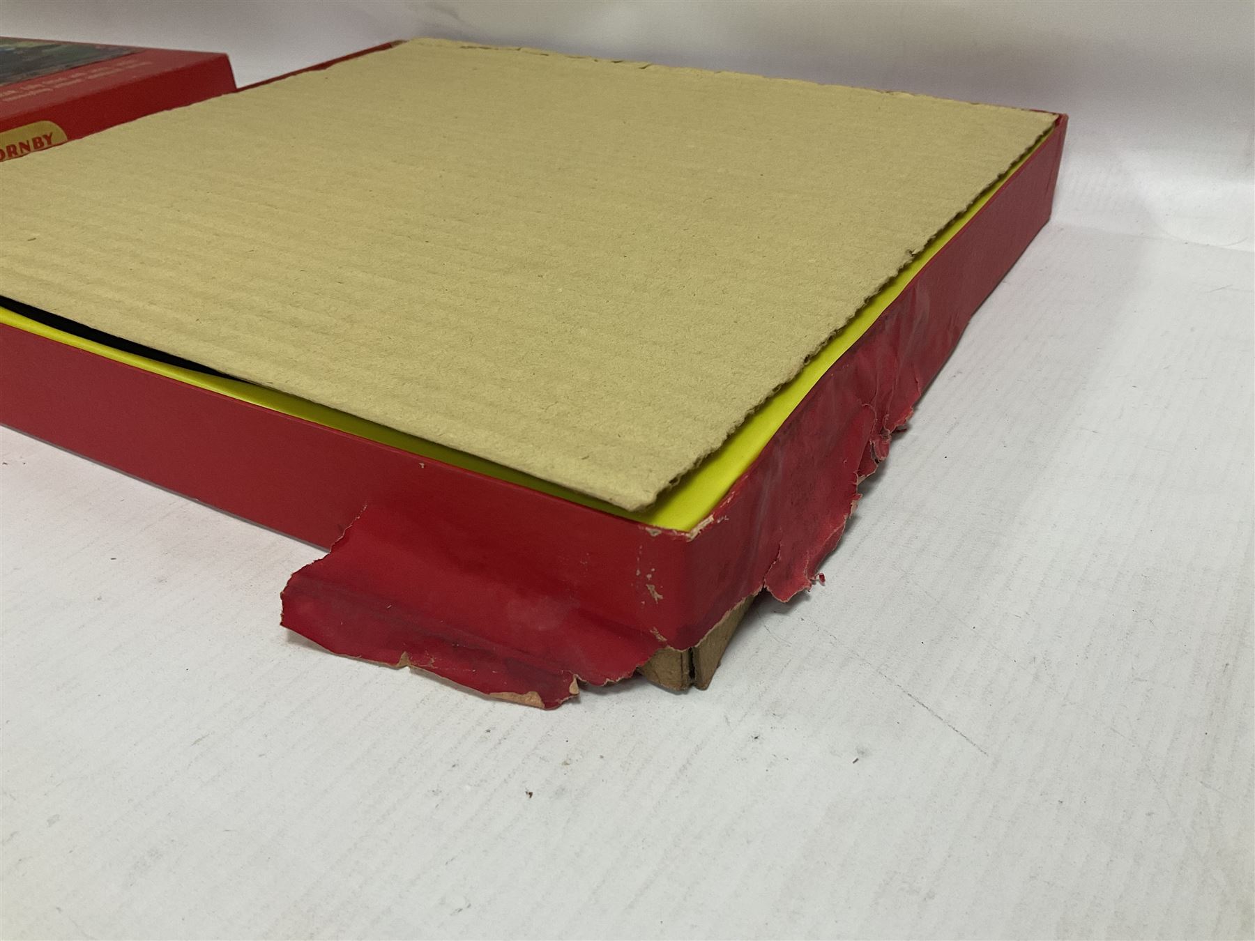 Hornby/Tri-Ang ‘00’ gauge - RS52 The Blue Pullman Electric Train Set comprising diesel pullman motorcar, parlour car and non-powered motorcar with a quantity of track; five further loose models comprising one diesel locomotive, three pullman coaches and one breakdown train unit (6) 