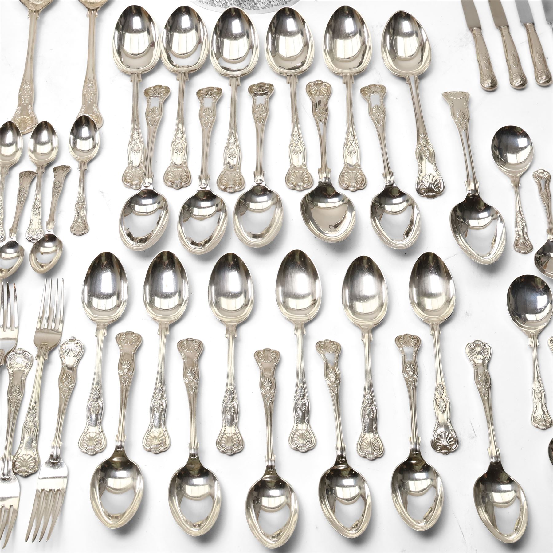 Quantity of Kings pattern plated cutlery, Walker & Hall plated three piece tea set, three silver handles knives etc