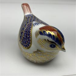 Royal Crown Derby paperweight, modelled as a goldcrest with silver stopper, H5.5cm