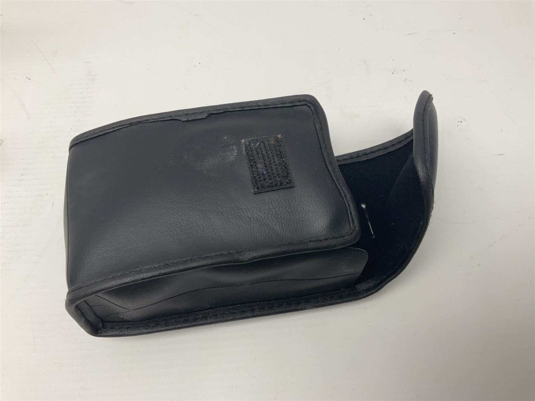 Four Olympus cameras, to include AF10 Super, XA2, Shoot & Go and Supertrip examples, together with Miranda ME-Z and Miranda ME-X DX cameras, an Agfa Optima camera with Agfa Paratonic DIN ASA Solitar 1:2.8/40 lens, Canon Snappy S camera and a Fujifilm Fine Pix S5700 camera, serial no 7WE12368 (8)