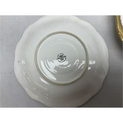 Hammersley Queen Anne pattern, part tea and dinnerwares, to include six dinner plates, five side plates, six soup bowls, teapot, covered sucrier, six teacups and saucers, etc together with six matched dessert plates (40)