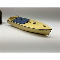 A boxed Hornby clockwork Speed Boat in cream and blue. 