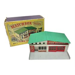 Matchbox - Series MF-1 Fire Station, in white with green roof, in original box 